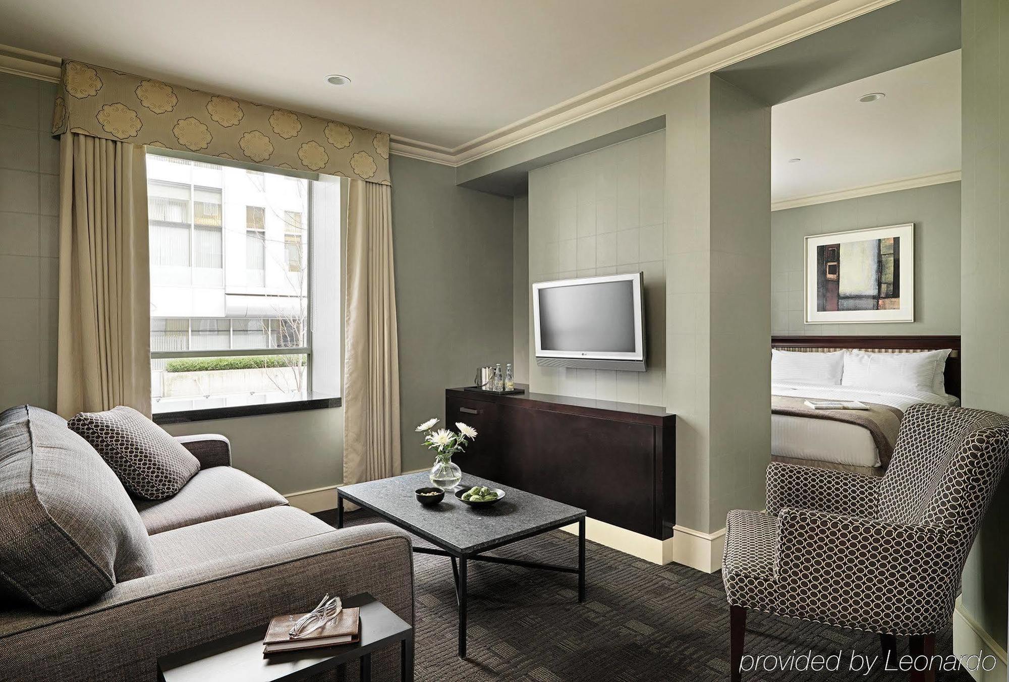 The St. Regis Hotel Vancouver Exterior photo